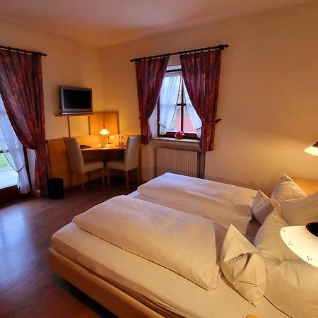 La Locanda Ristorante Pizzeria Garni Ohlstadt Ngoại thất bức ảnh